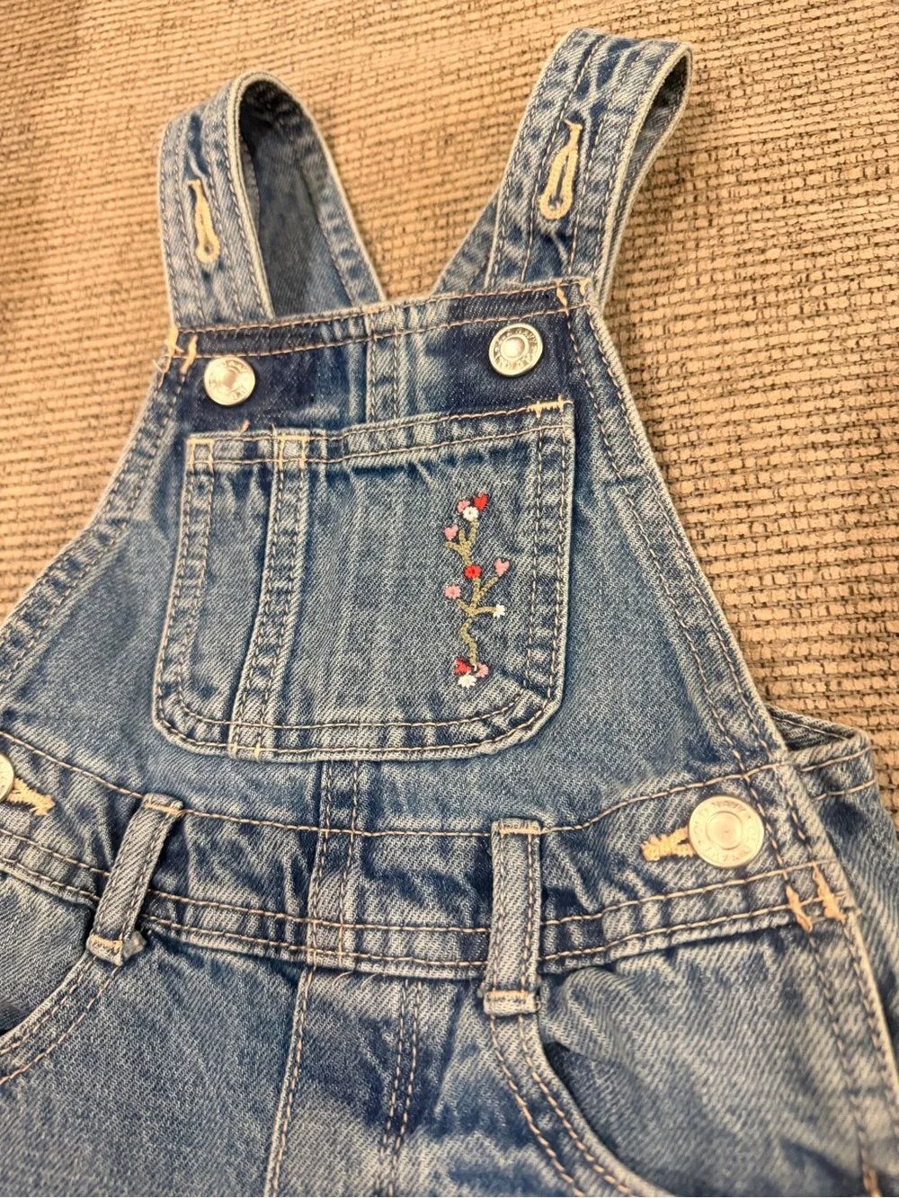 Old Navy Light Blue Denim Floral Embroidered Girls' Overalls Break Away Legs 18m